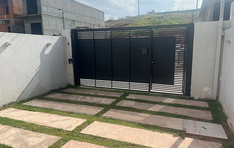 Casa em Cotia/Itapevi